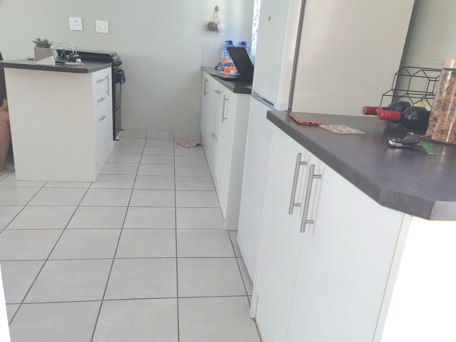 2 Bedroom Property for Sale in Kidds Beach Eastern Cape
